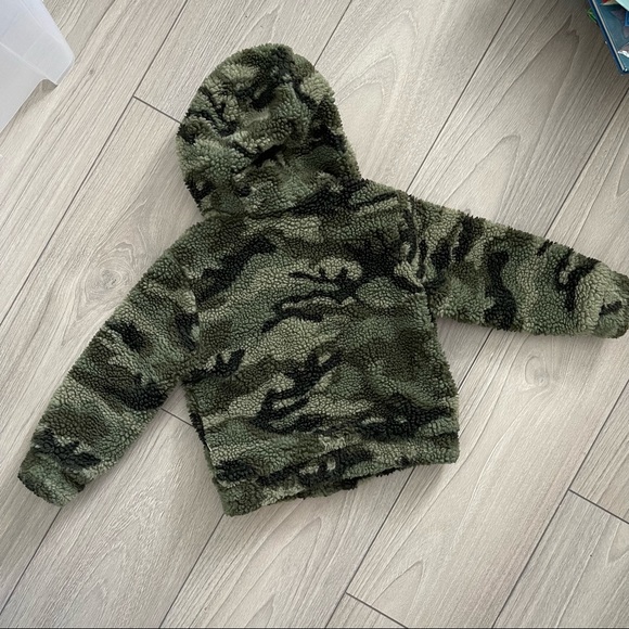 ❄️ EEUC GAP KIDS TODDLER 3T TEDDY SHERPA LINED COLD CONTROL WINTER JACKET CAMO - Picture 3 of 3